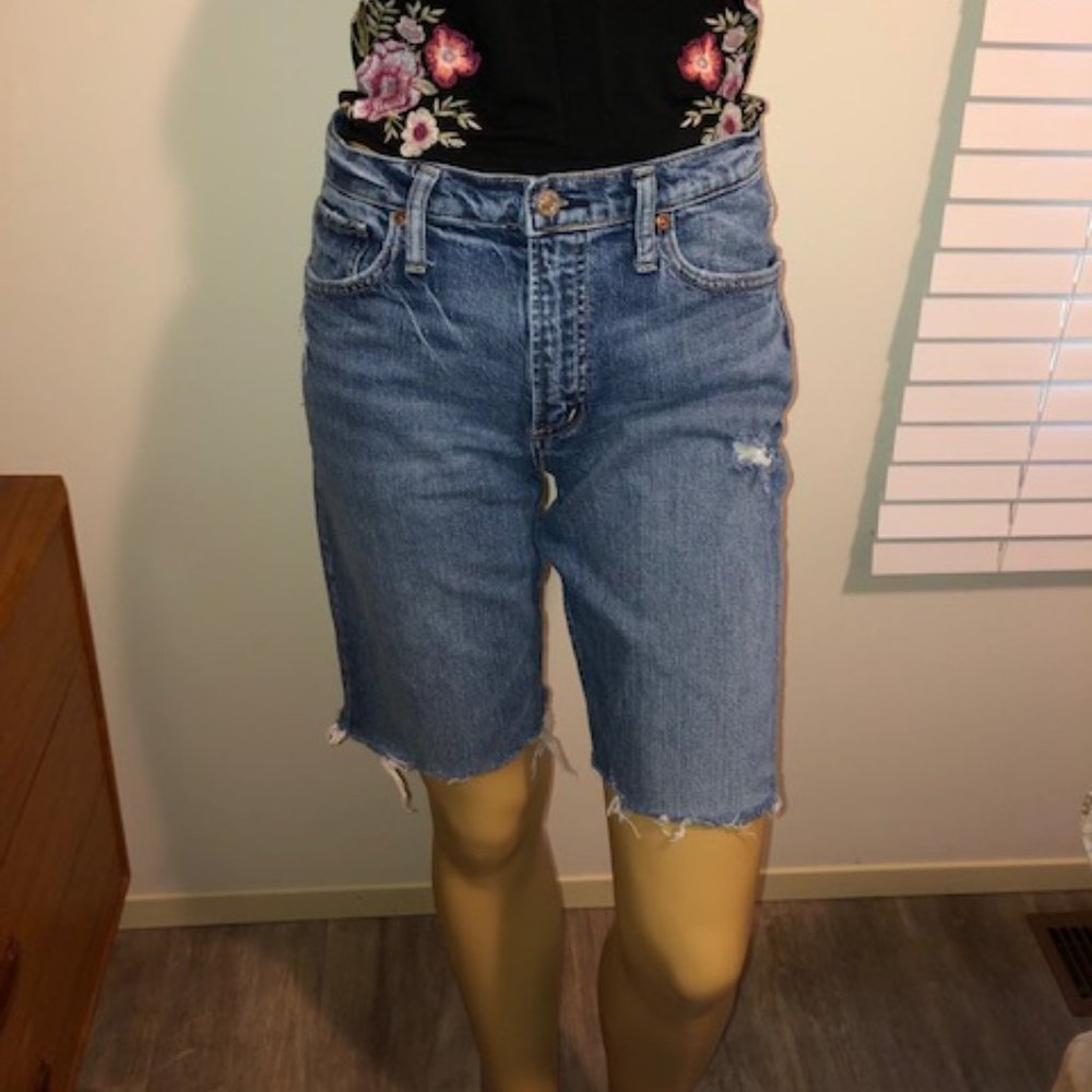 Silver Jeans Frisco cut off jean shorts
